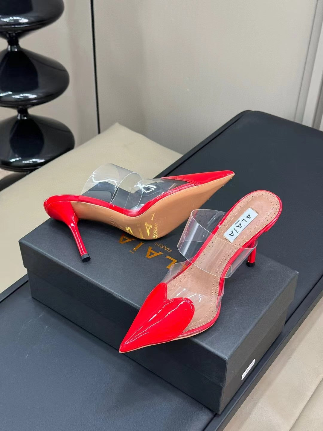 alaia mule 90 optic red heart lambskin