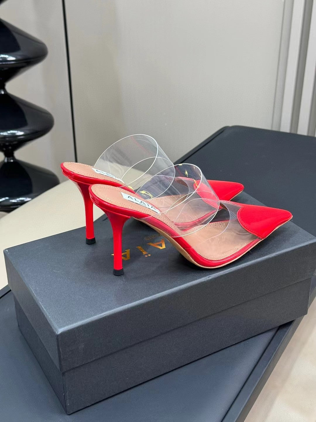 alaia mule 90 optic red heart lambskin