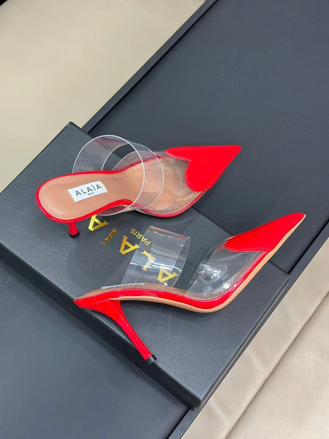 alaia mule 90 optic red heart lambskin