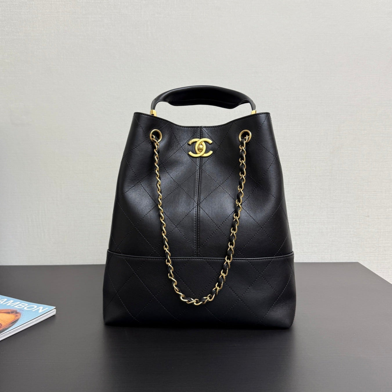 CC 25A Tote Bag 28cm Black Calfskin