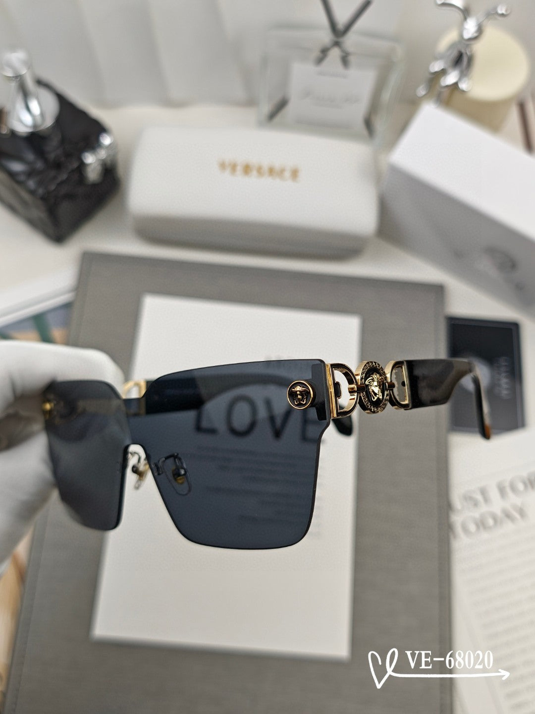 Versace Sunglasses 559555