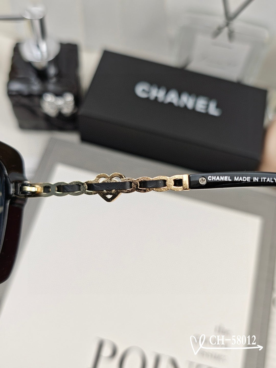 Chanel Sunglasses 560766