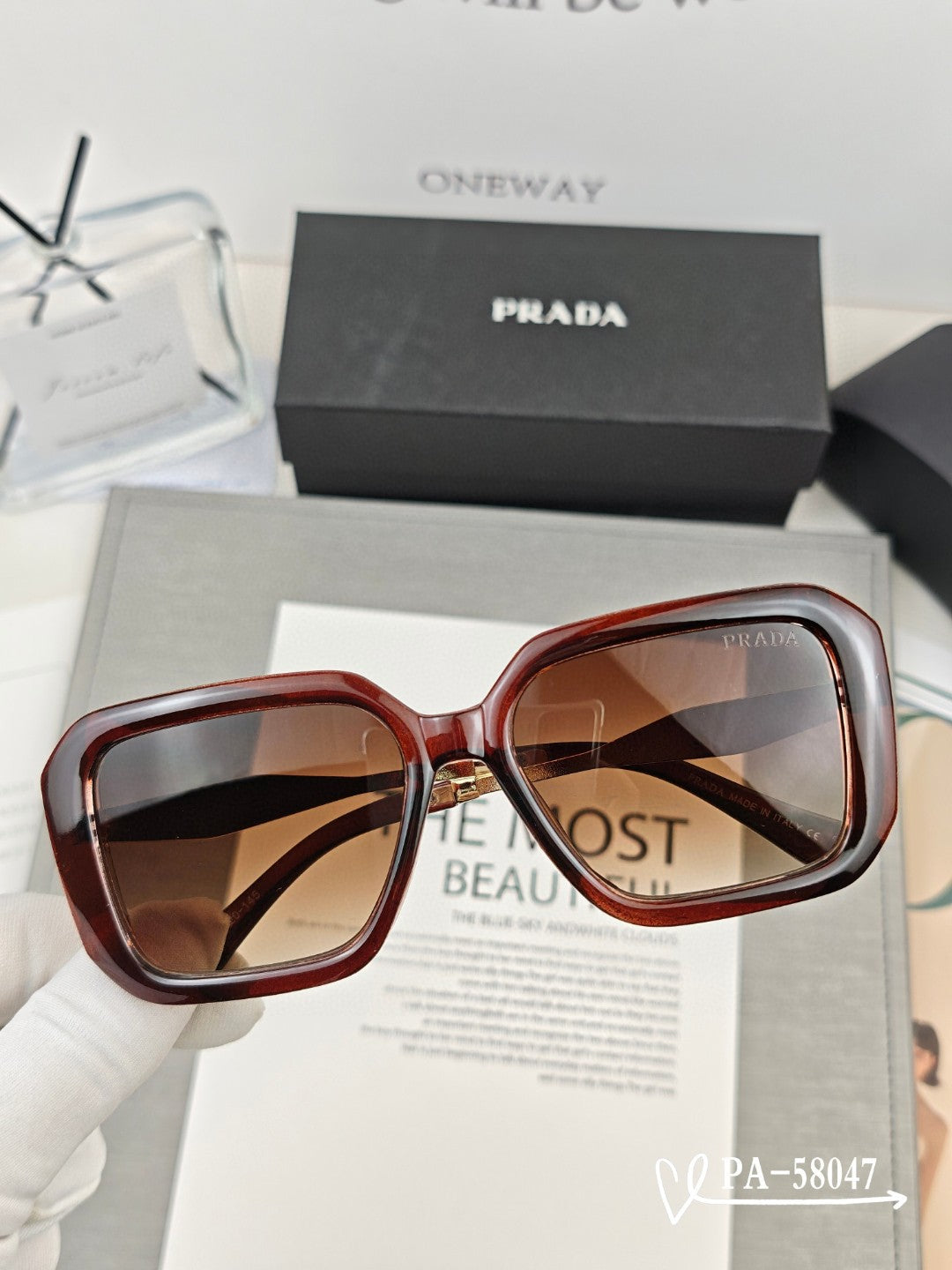 Prada Sunglasses 561917
