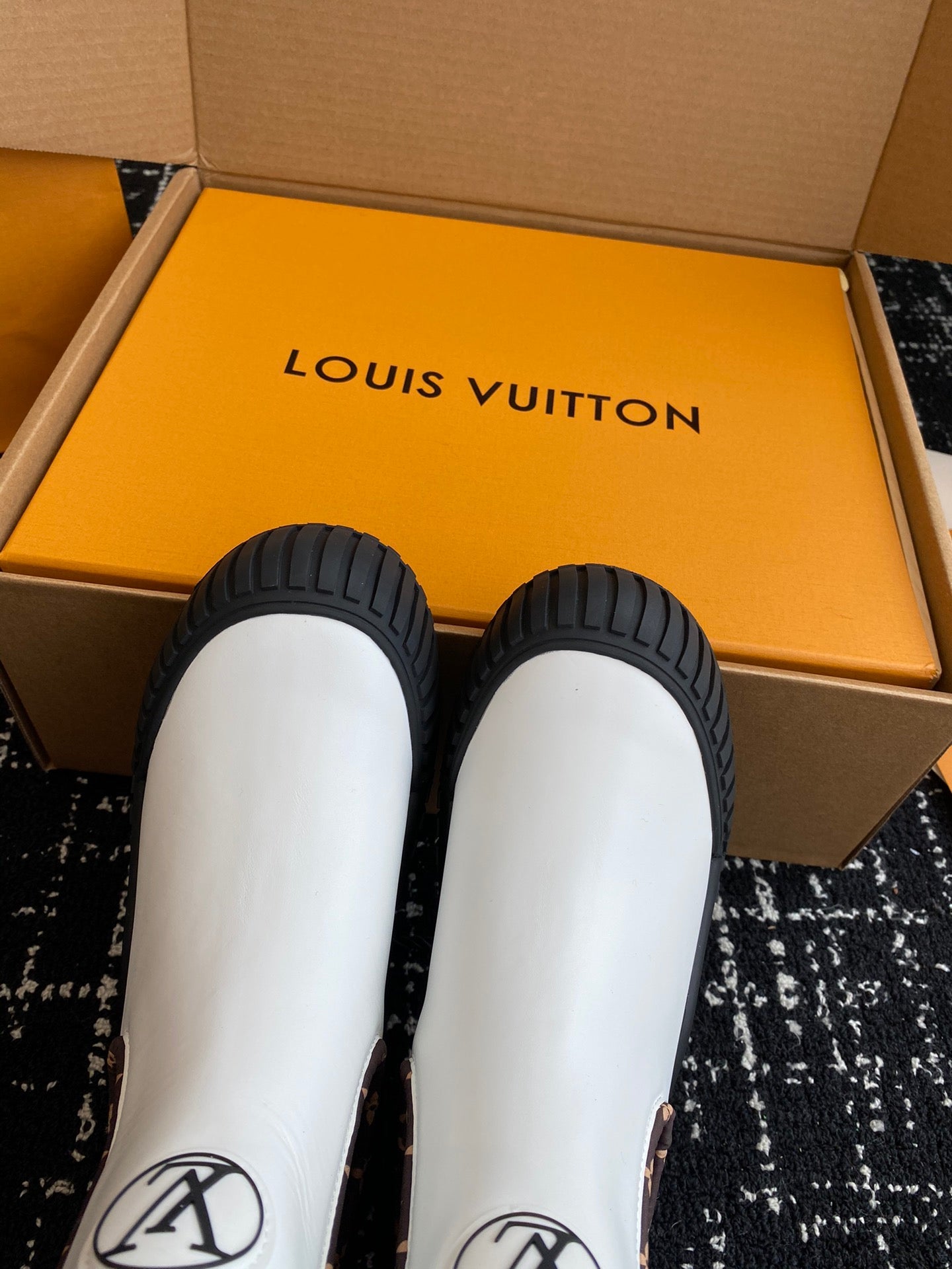 LV Ruby Flat Ankle Boot White Calfskin