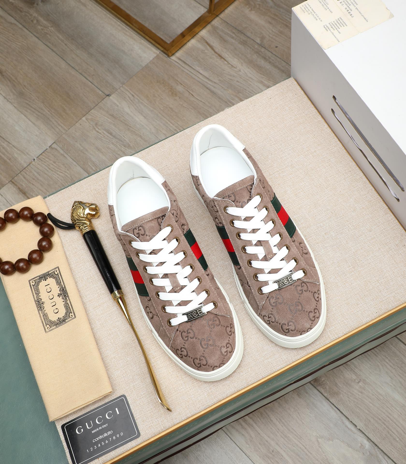 GG Men's ACE Sneaker Brown Embossed Suede 516599