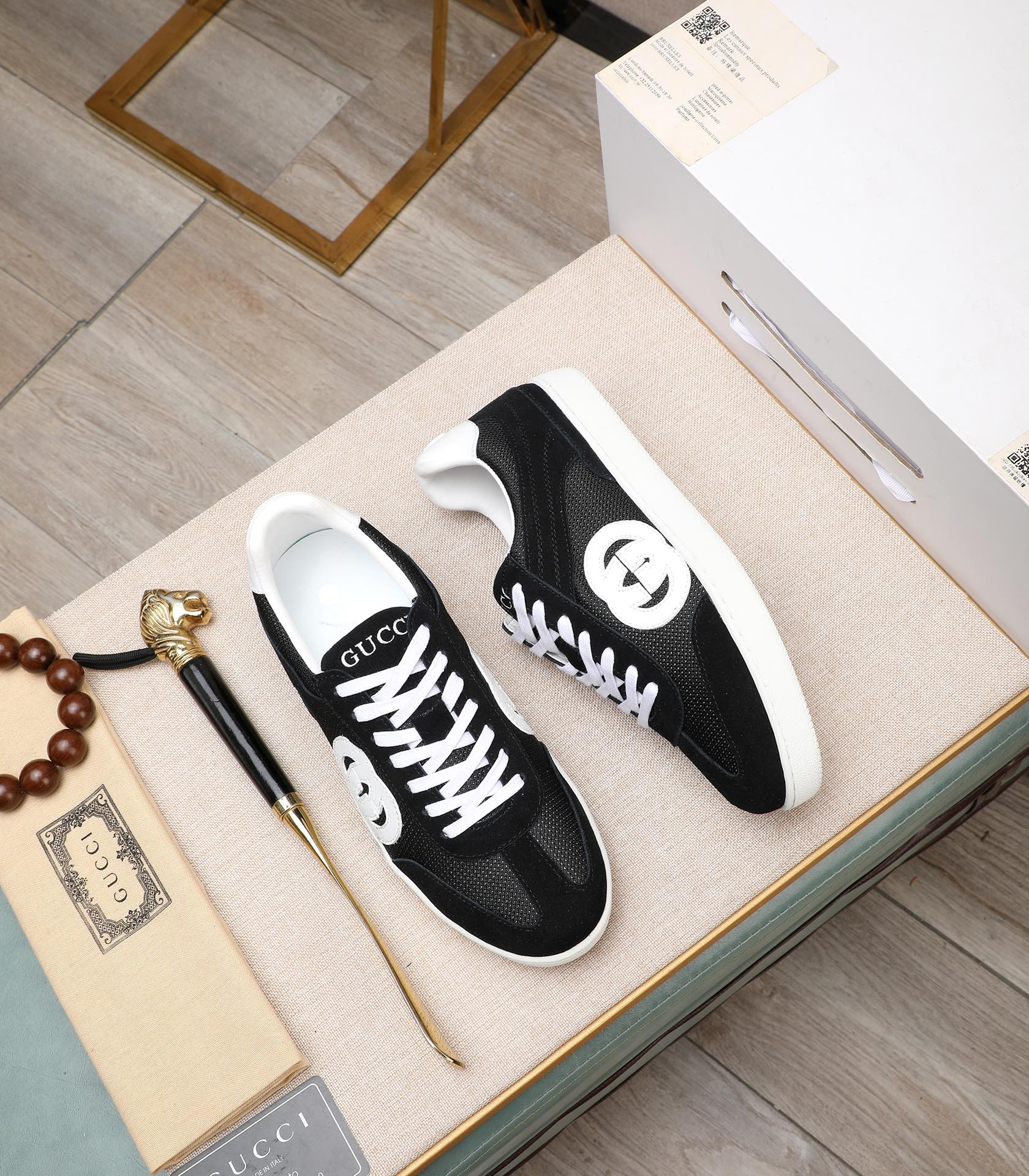 GG Men's G75 Sneaker Black White Mesh Suede 477879