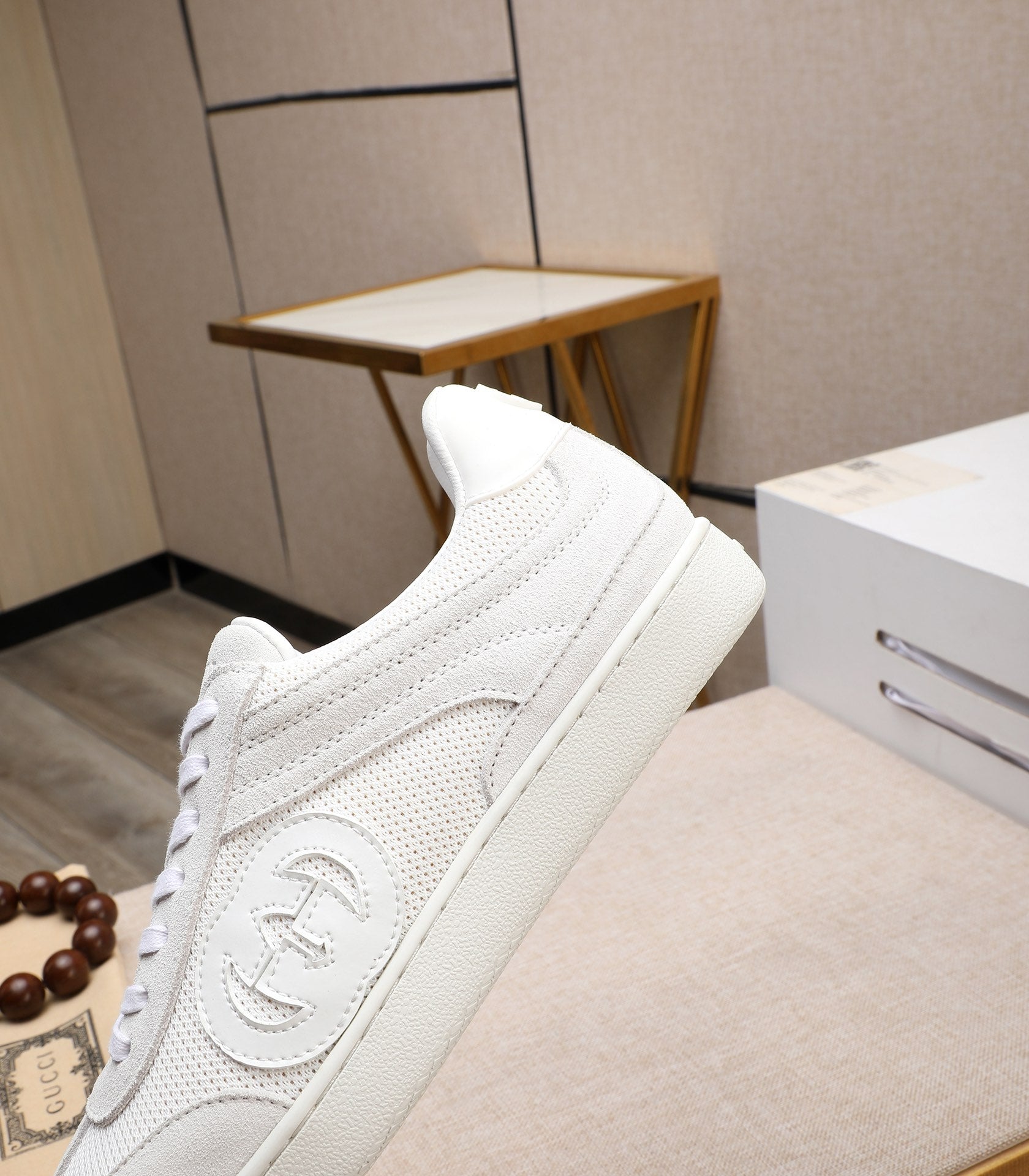 GG Men's G75 Sneaker White Mesh Suede 477880