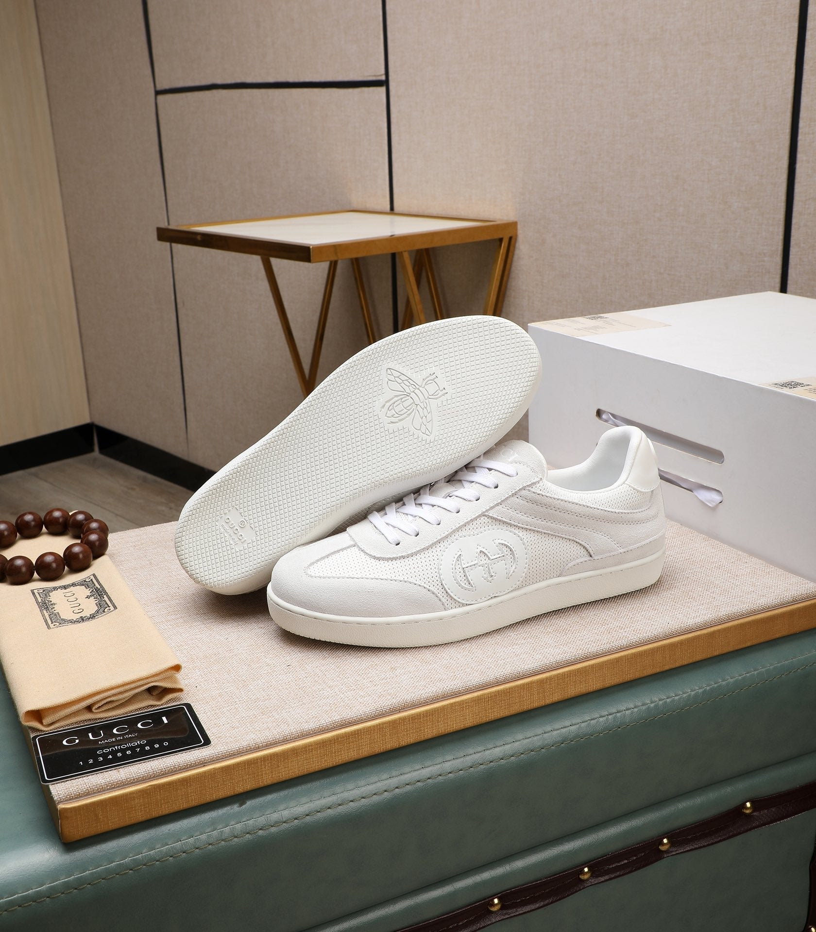 GG Men's G75 Sneaker White Mesh Suede 477880