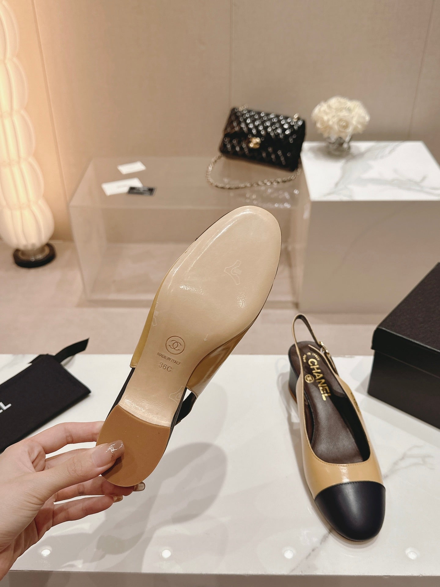 CC 24P SLINGBACKS 45MM BEIGE BLACK LAMBSKIN
