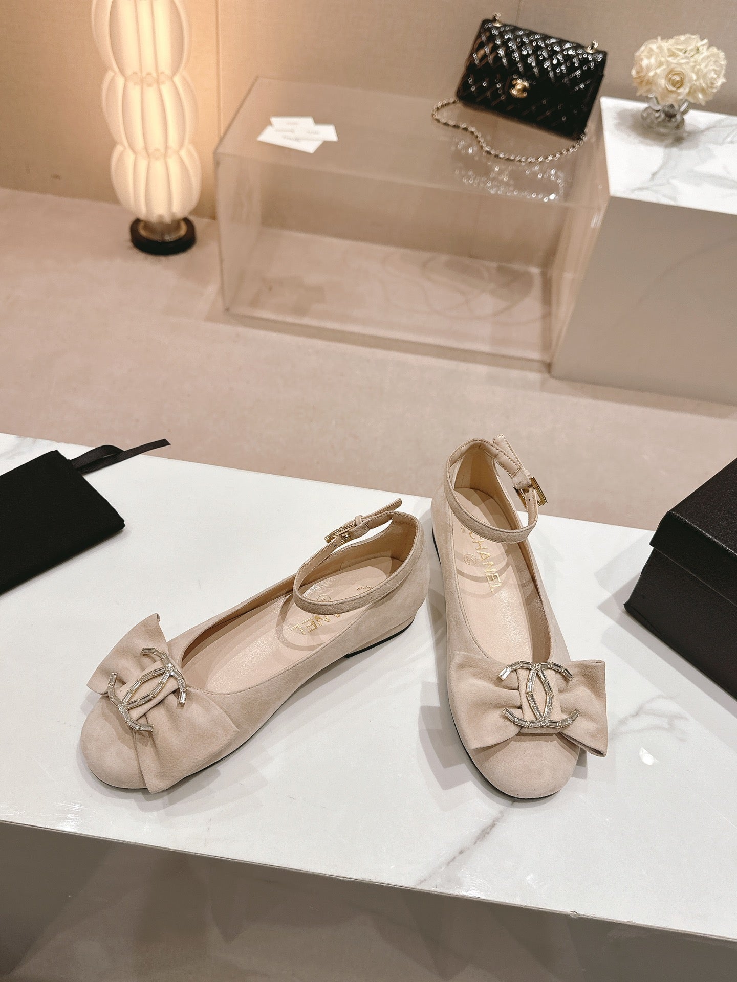 CC Mary Jane Beige Bow Tie Velvet And Lambskin