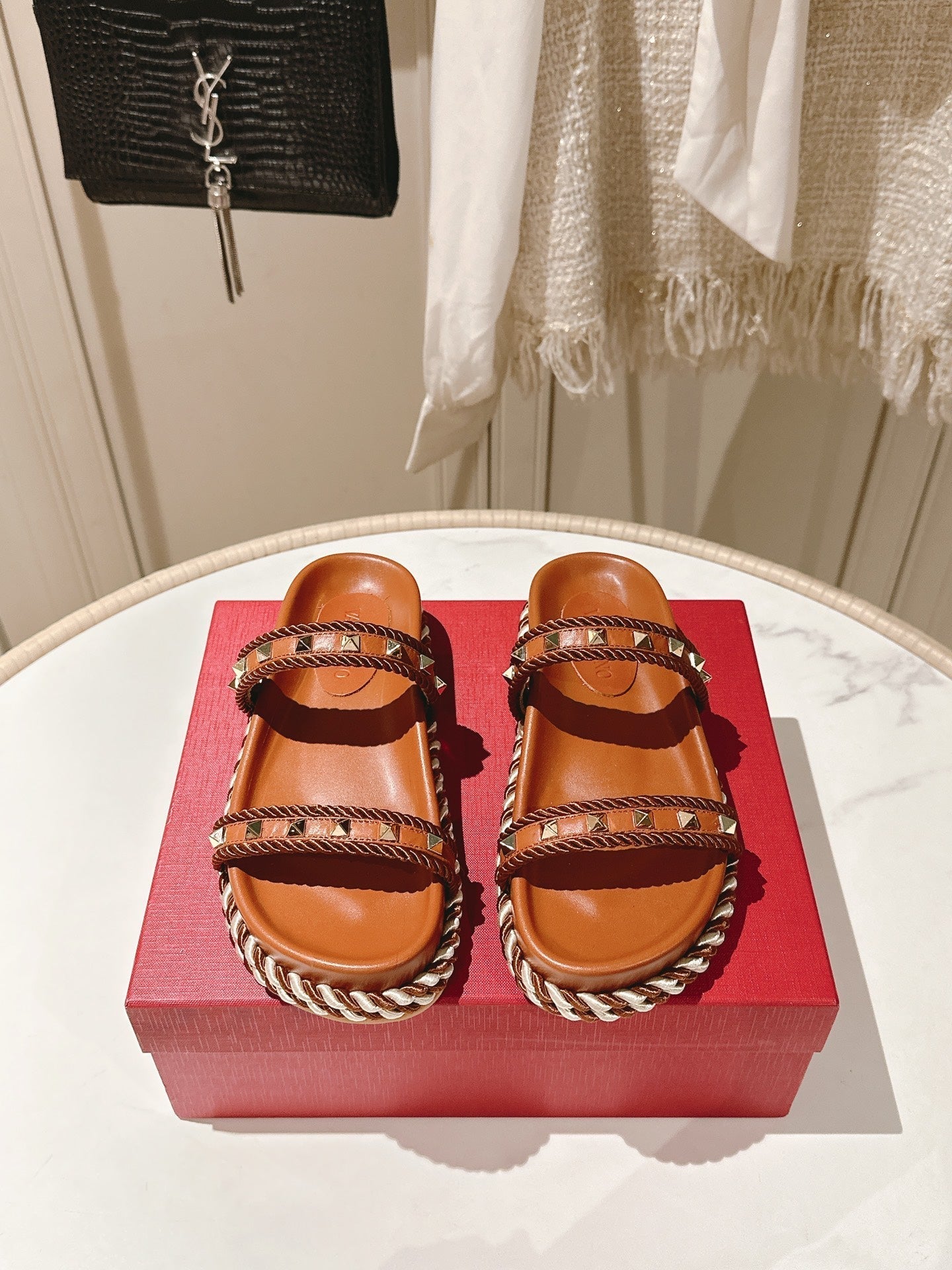 VT Rockstud Sandals Brown Espadrilles Cowhide 328127