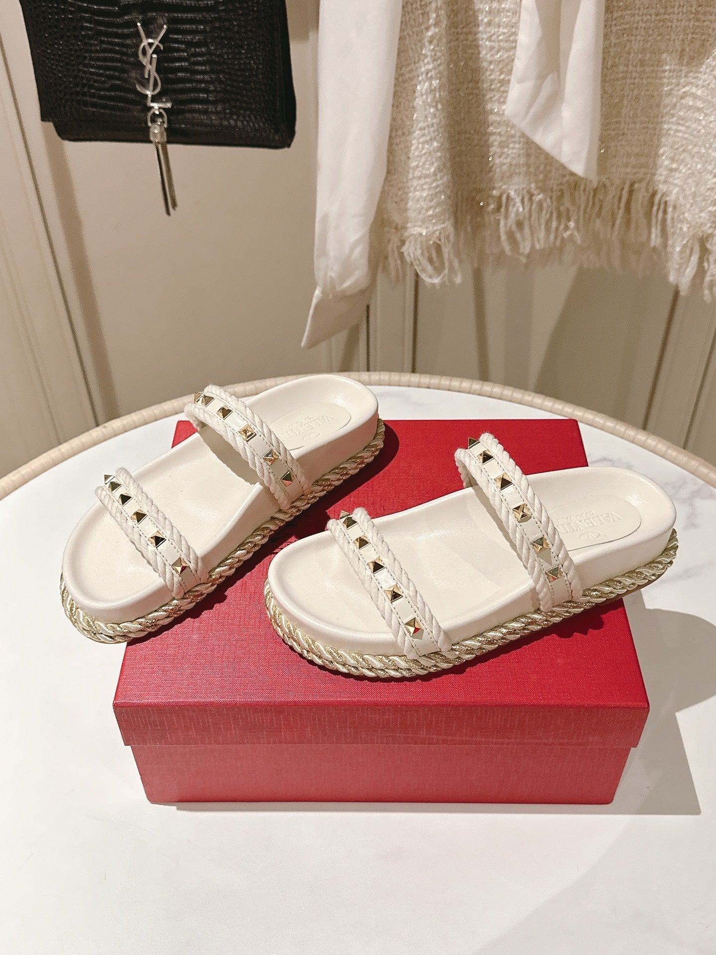VT Rockstud Sandals White Espadrilles Cowhide 328128