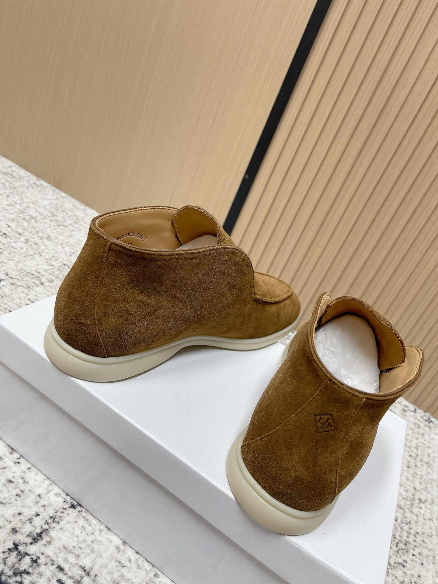 LP Open Walk Ankle Boot Camel Suede 534326