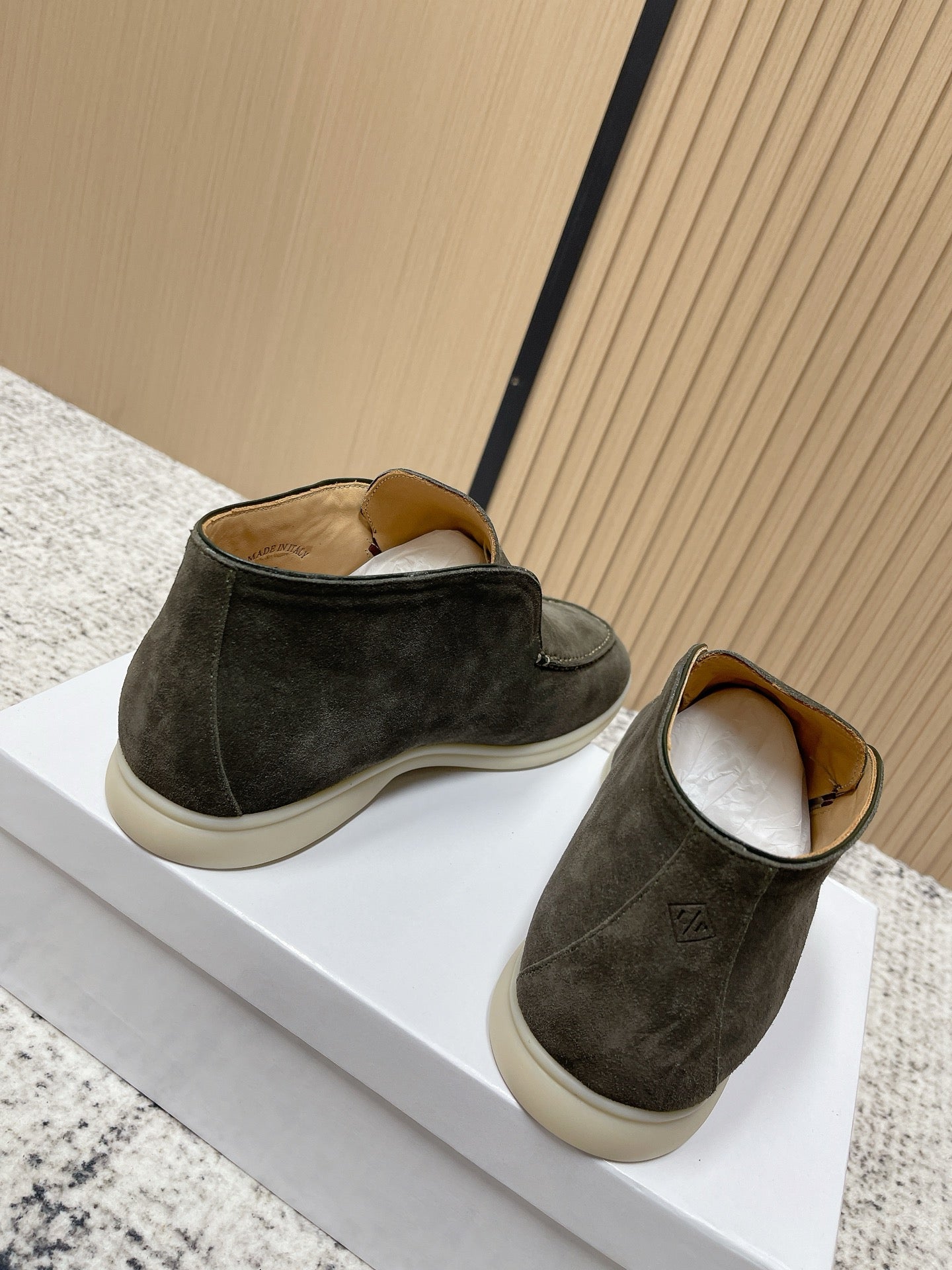 LP Open Walk Ankle Boot Dark Olive Suede 534331