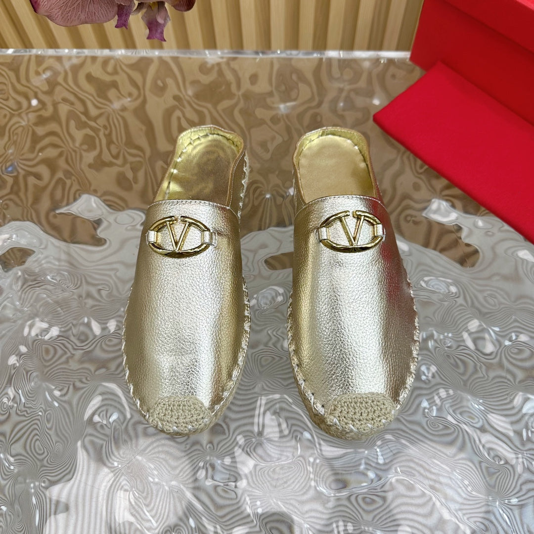 The Bold Edition VLogo Mules Gold Leather