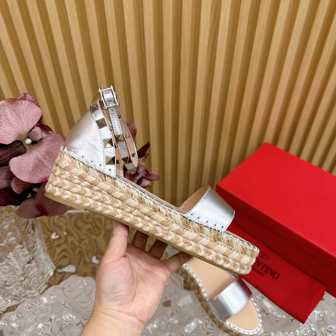 Rockstud Espadrille 45mm Silver leather sandals