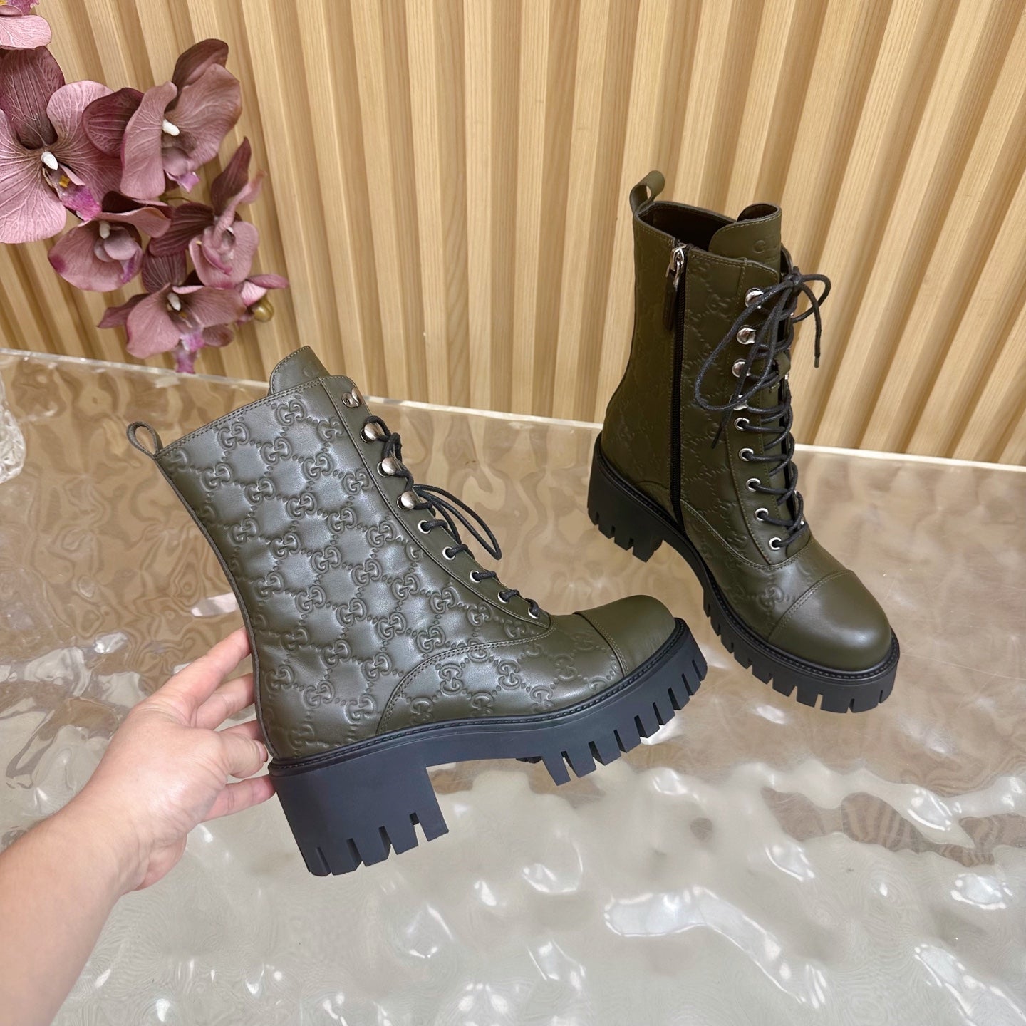 Gucci 2025 Boot Olive Green Black Embossed Cowhide 498050