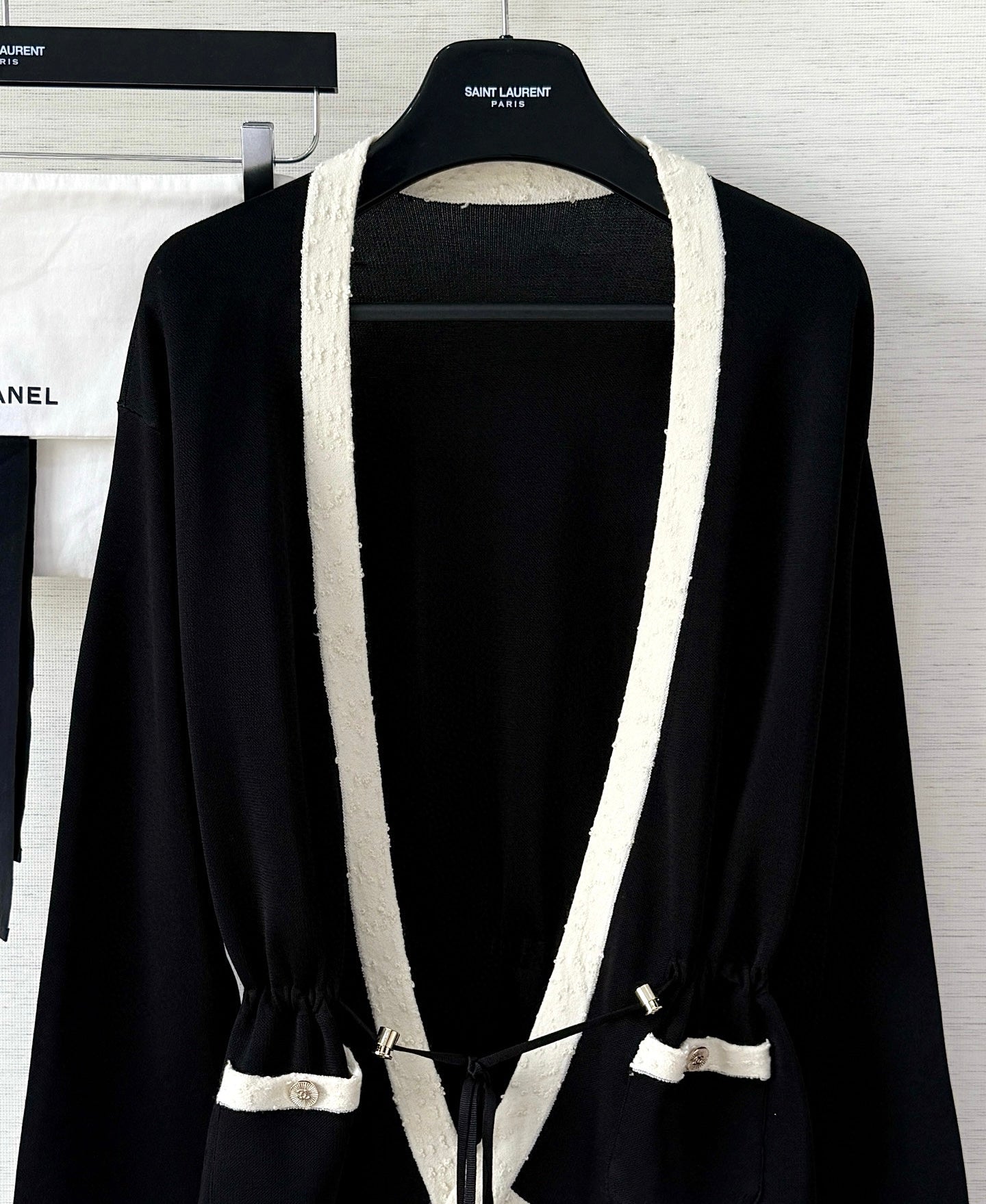 CC 25 V-neck Cardigan Black Laine-Wool