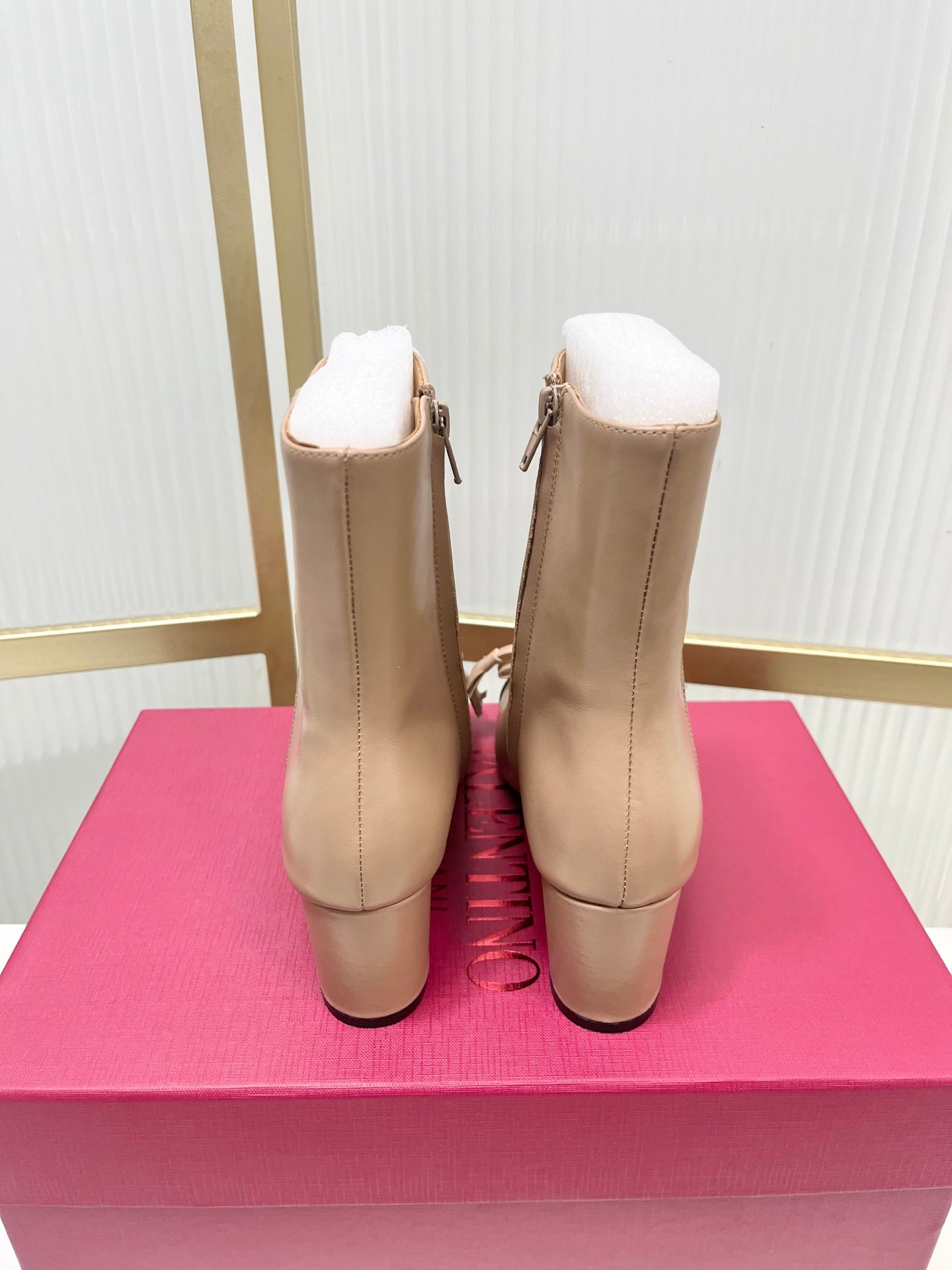 Valentino 2025 Bow Square Toe  Zipper Ankle Boot Beige Burgundy Cowhide 549734