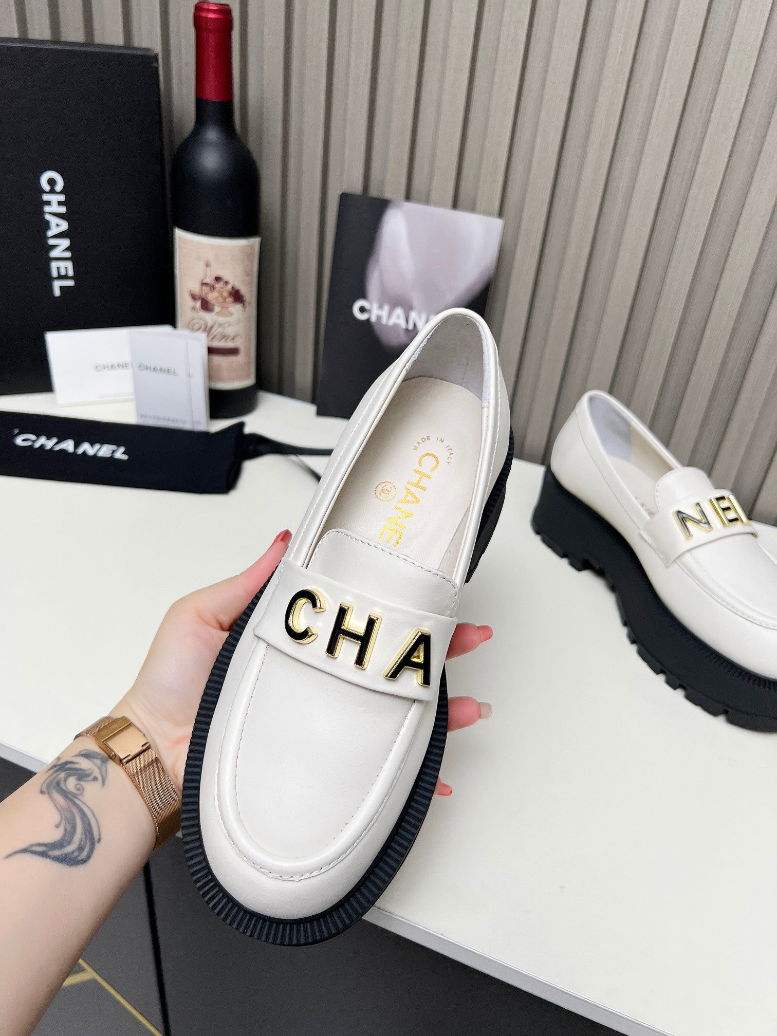 CC Moccasins White Lambskin 944570