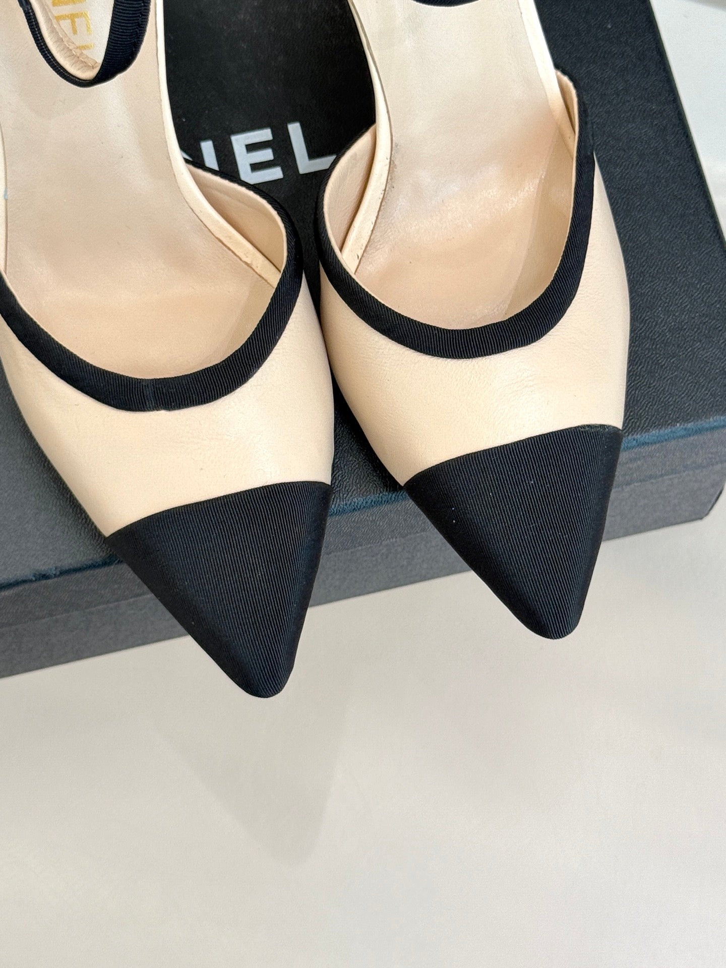 CC 25 Slingback Black Lambskin 308655