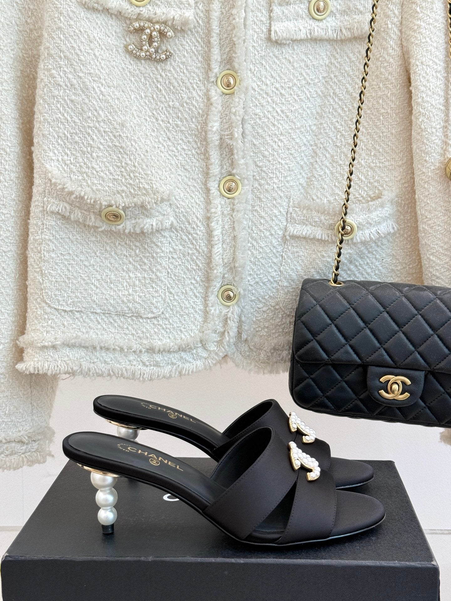 CC 25 Mules Black Silk Lambskin 308777