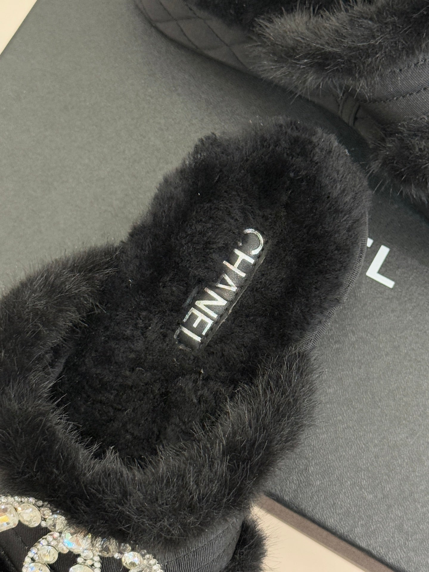 CC slipper double C rhinestone buckle black wool 512051