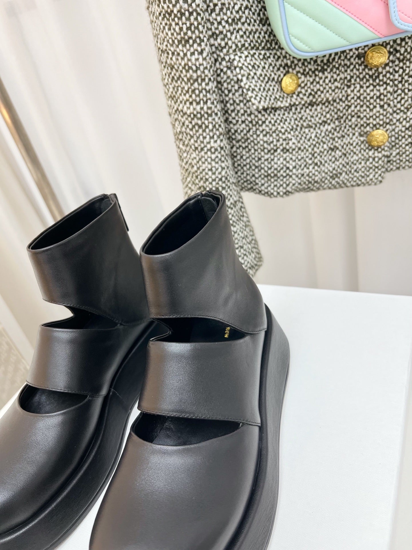 The Row 2025 Boot Black Sheepskin 576058