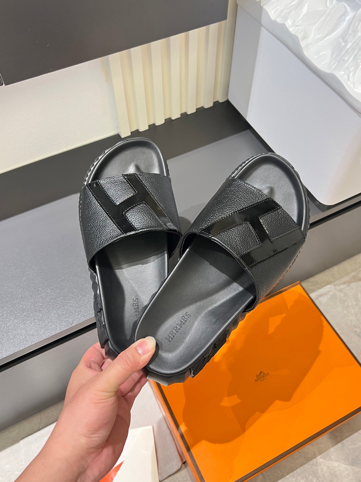 HM Men's Slide Black Cowhide 590801