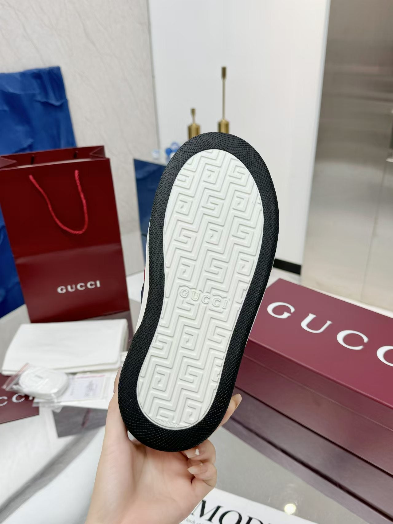 GG Men's ACE Sneaker Black Cowhide 574739