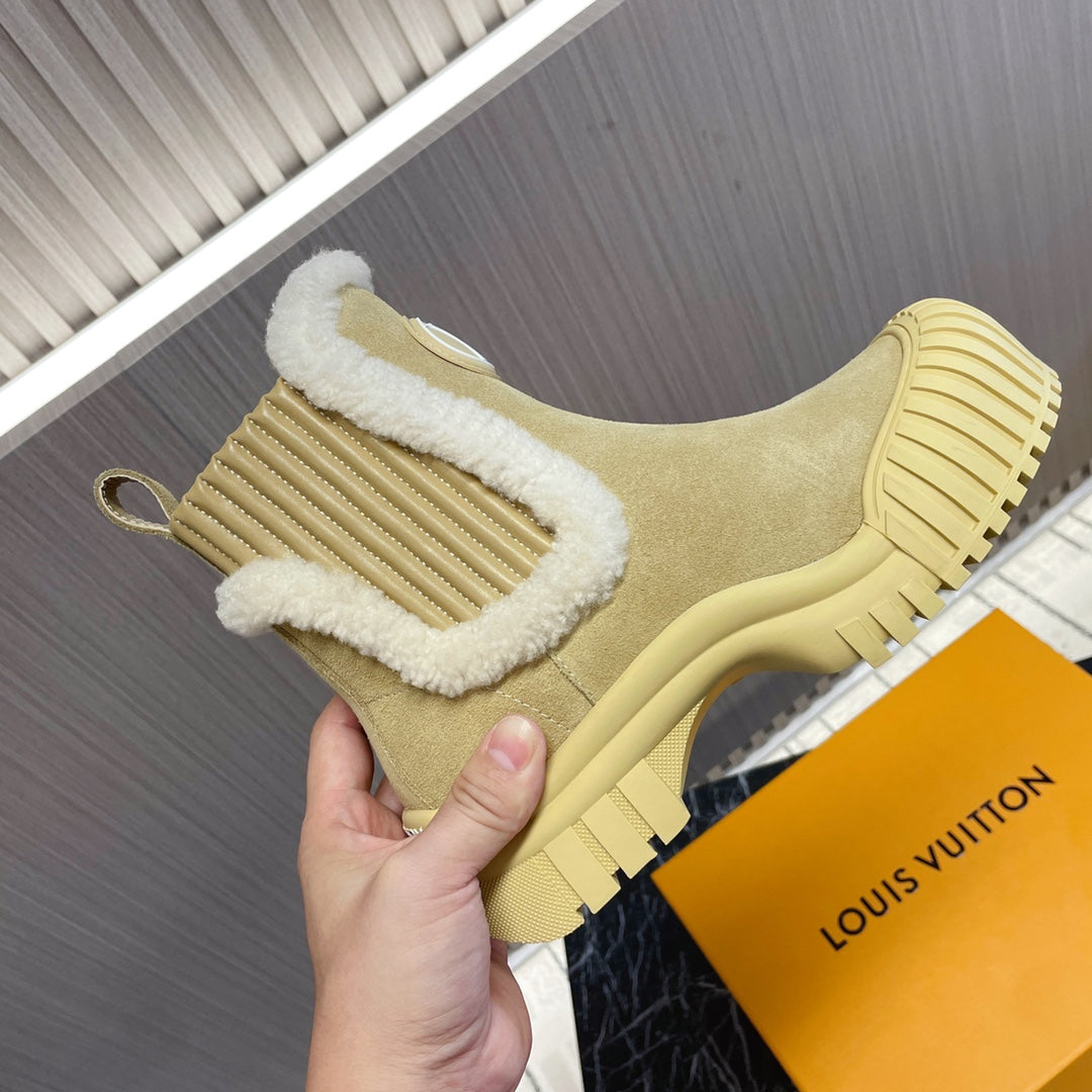 LV Ruby Flat Ankle Boot 50mm Beige Suede