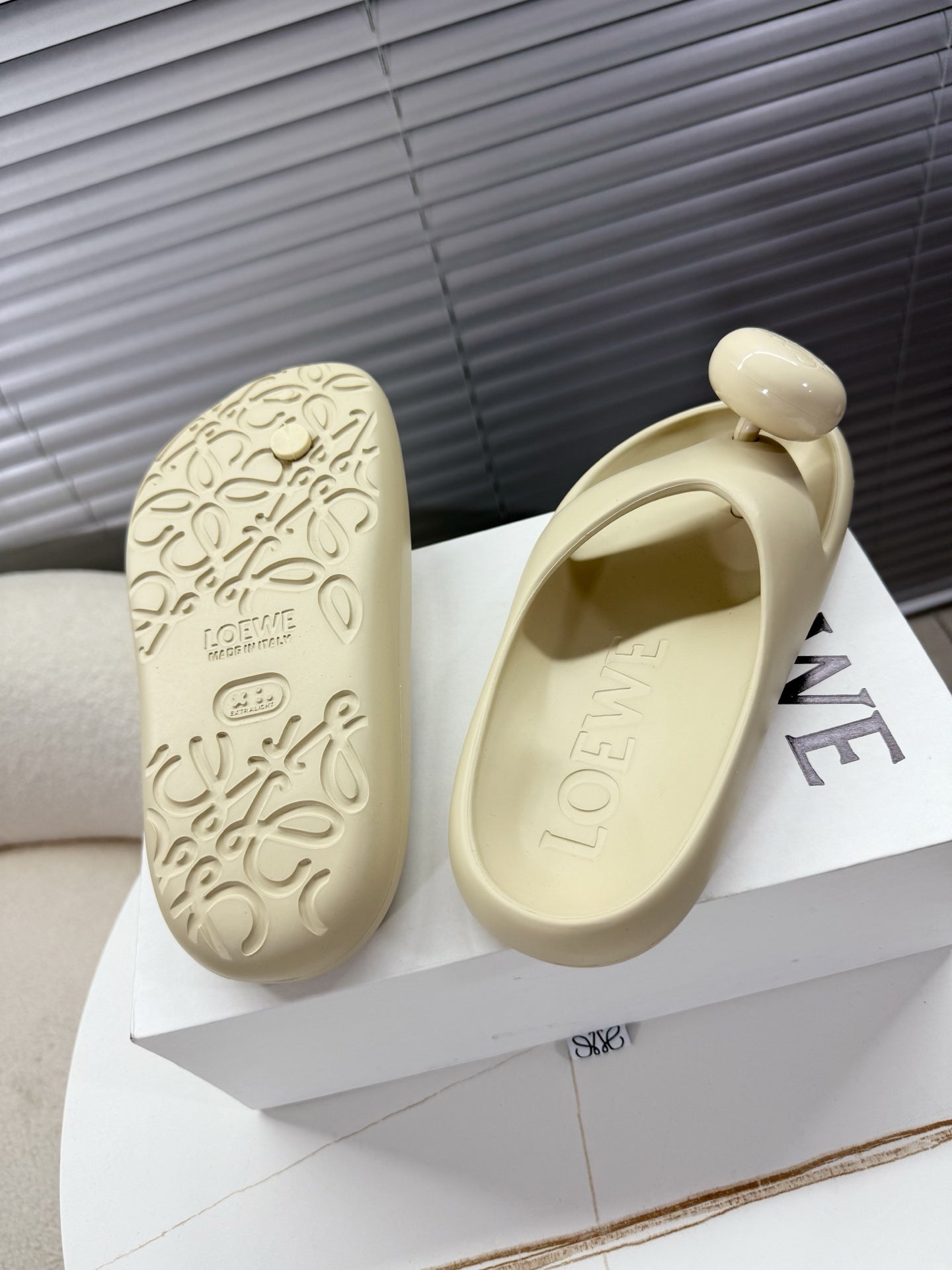 Loewe Foam Slide Beige Rubber