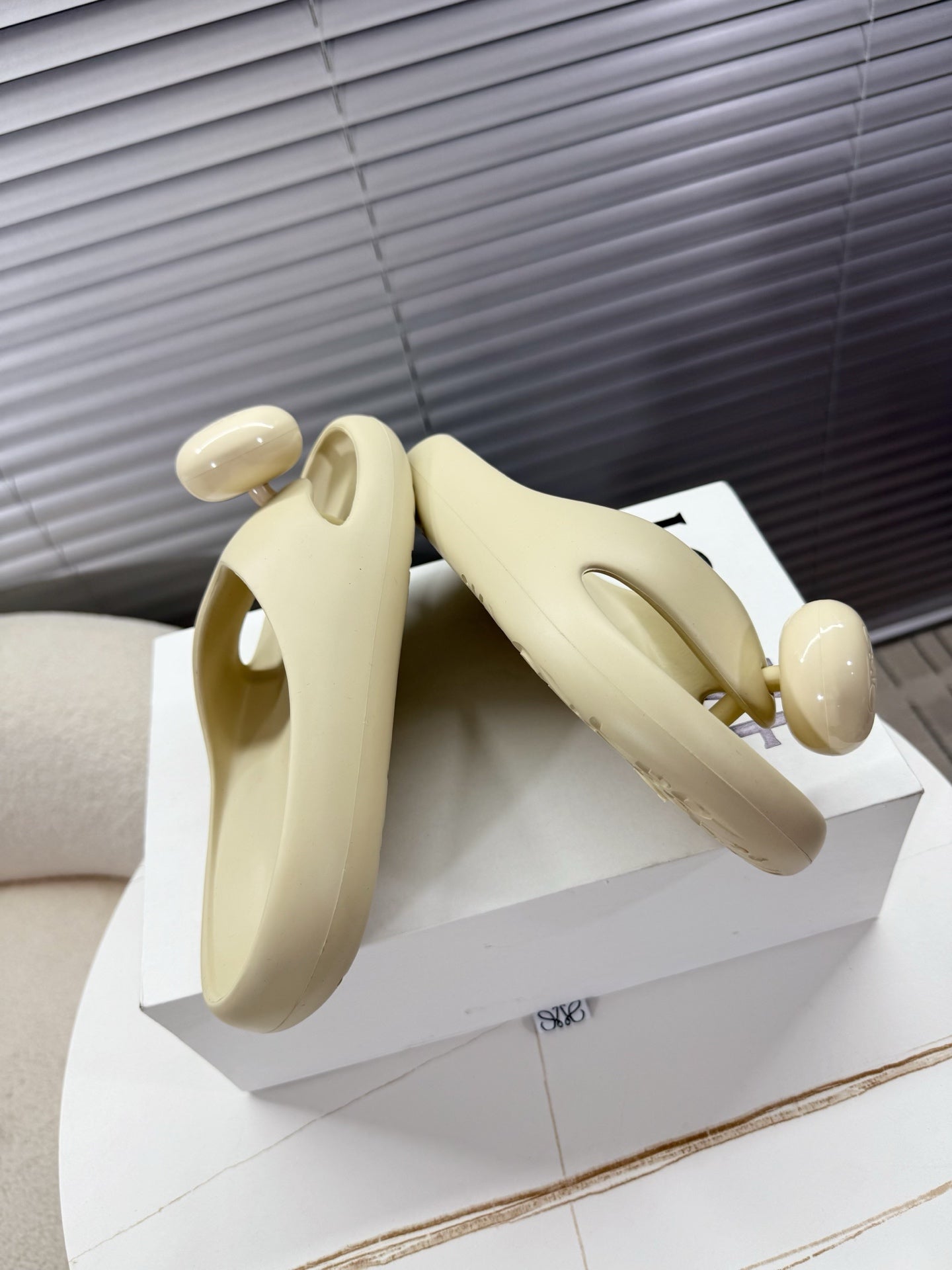 Loewe Foam Slide Beige Rubber
