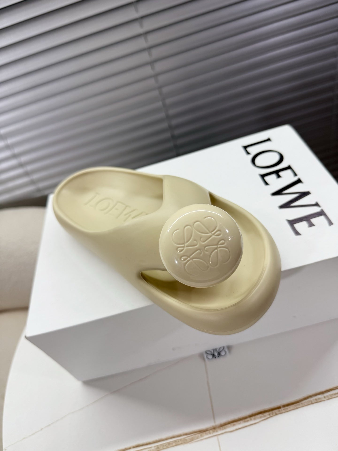 Loewe Foam Slide Beige Rubber