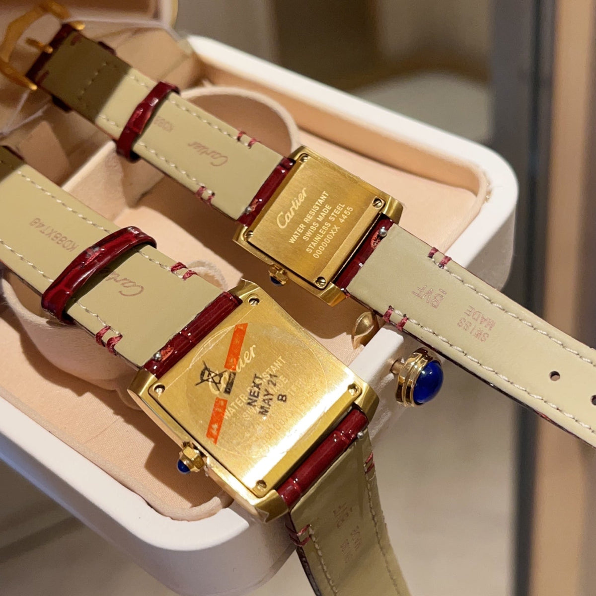 Cartier Tank Francaise 21.2 & 27 Gold Leather