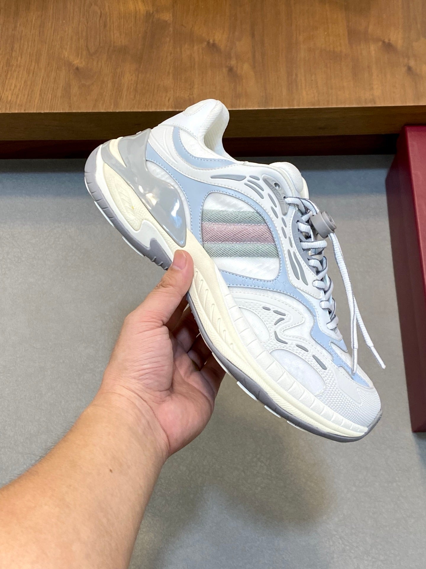 GG Men's 2.0 Sneakers White Grey Cowhide 720706