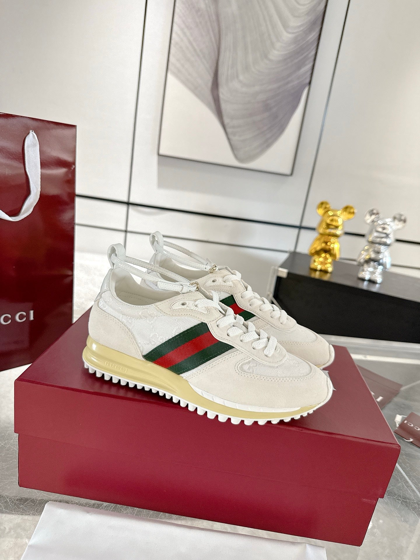 GC 2025 Re-Motion Sneaker White Suede Cowhide 292412