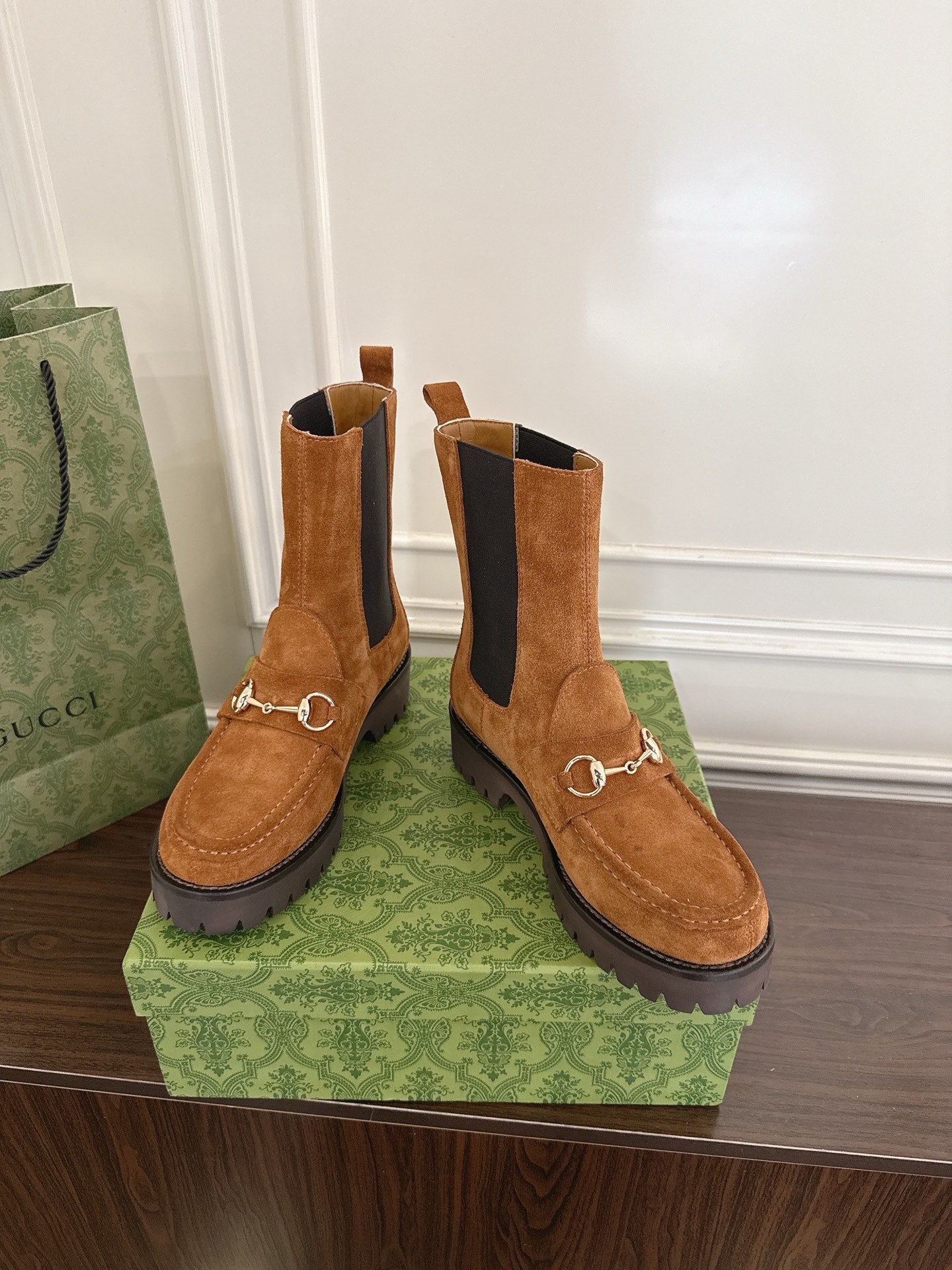 Gucci Horsebit Ankle Boots Brown Black Suede Sheepskin 490529