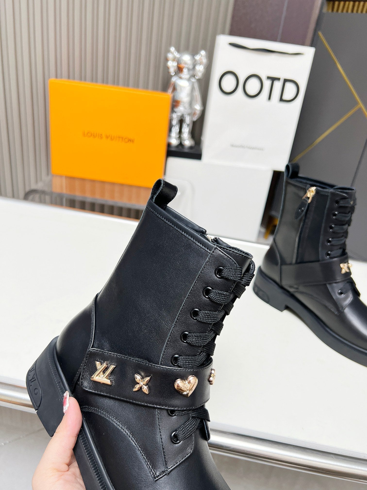 LV Citizen Boots Plain Black Calfskin