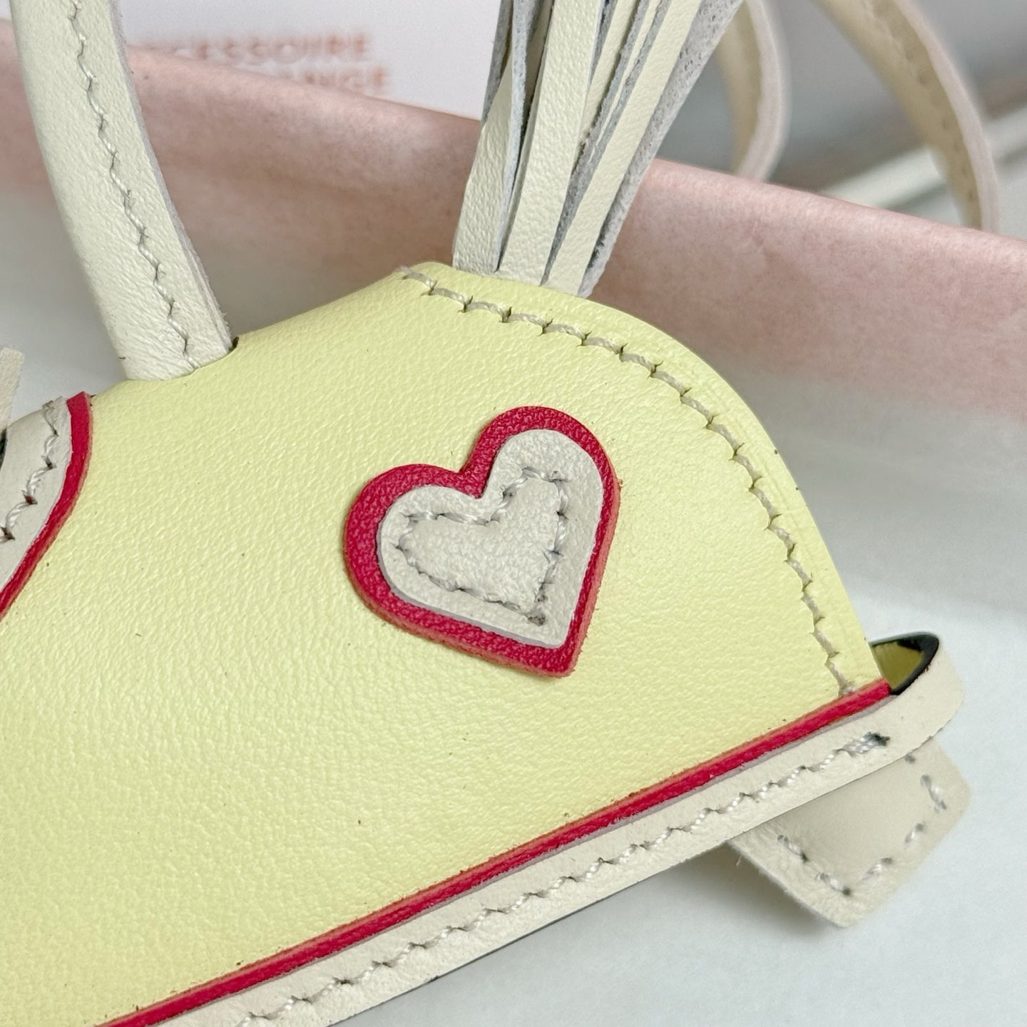 HM Rodeo Robeo Heart PM Charm Beige mix Light Yellow Lambskin