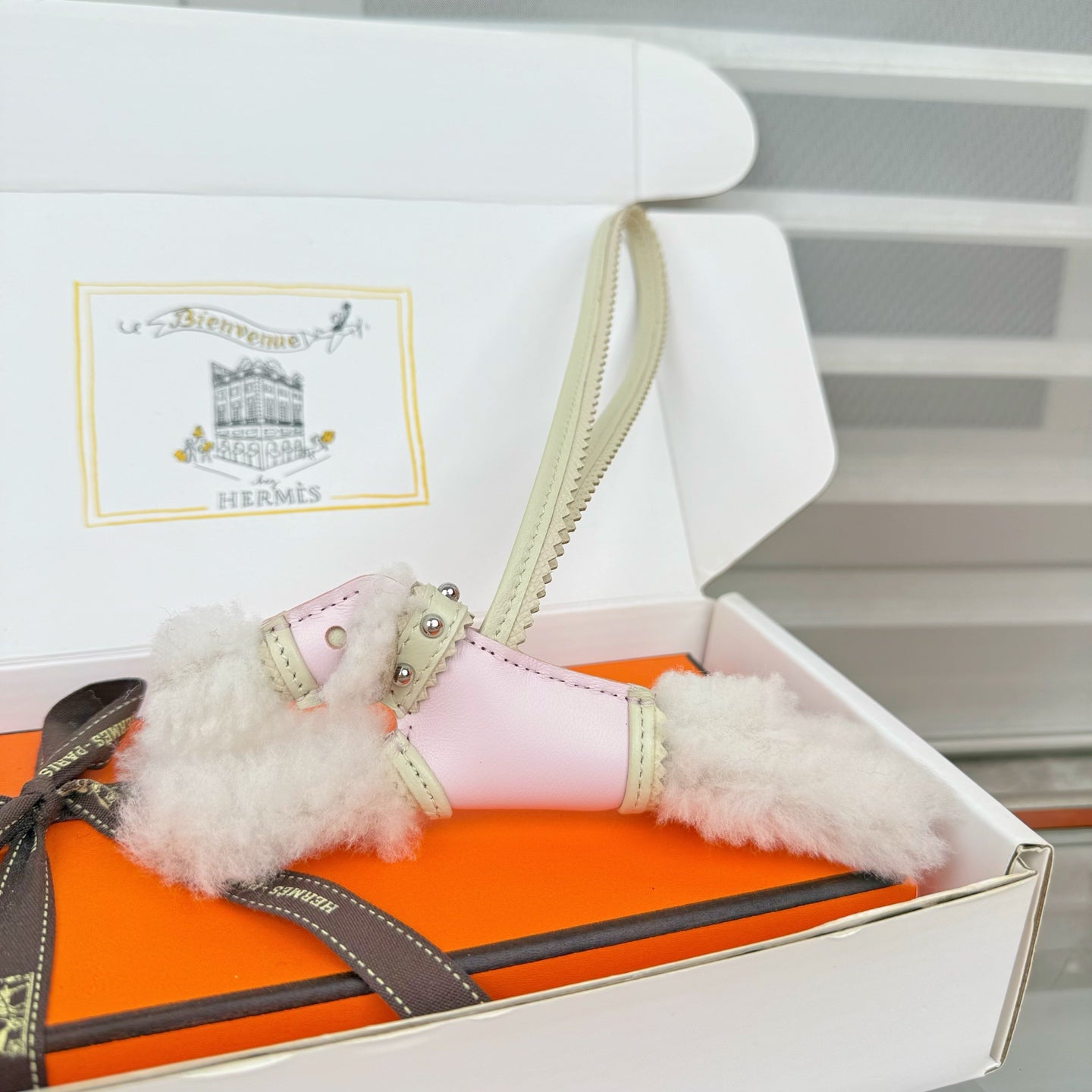 HM Budy Puppy Pendant Charm White Pink Wool Cowhide