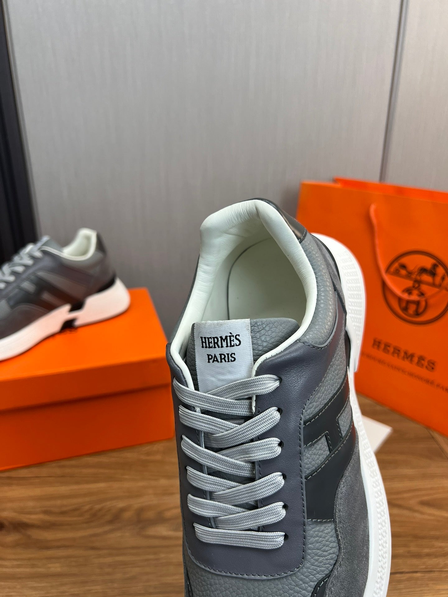 HM Men's Sneaker Grey Cowhide Suede 936369