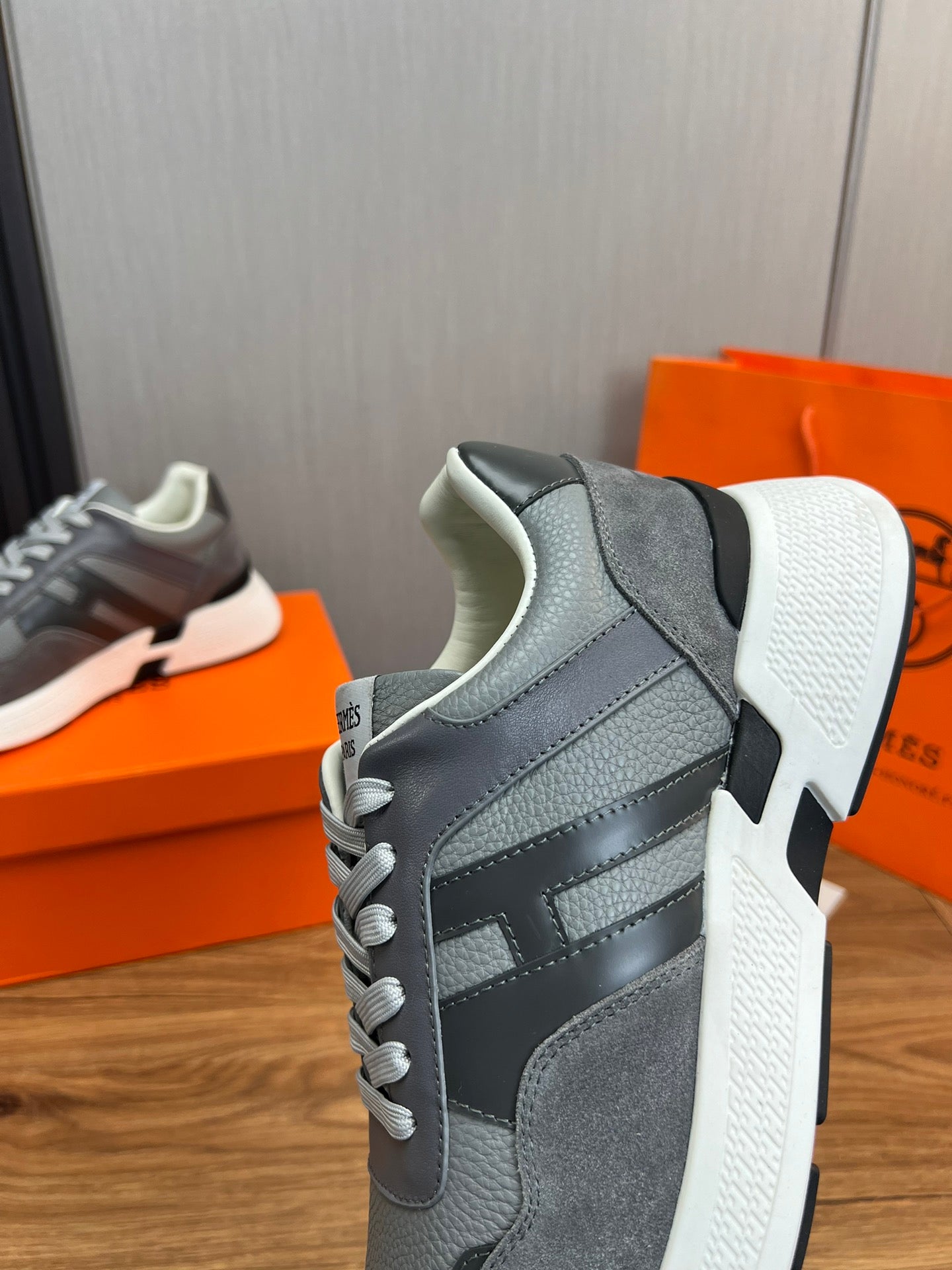 HM Men's Sneaker Grey Cowhide Suede 936369