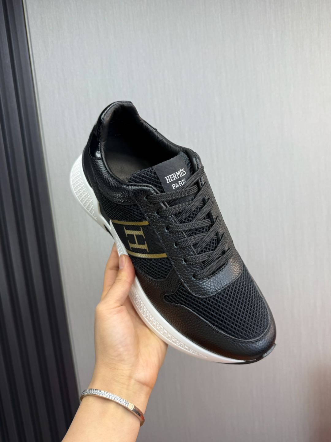 HM Men's Sneaker Black Mesh Cowhide 519225