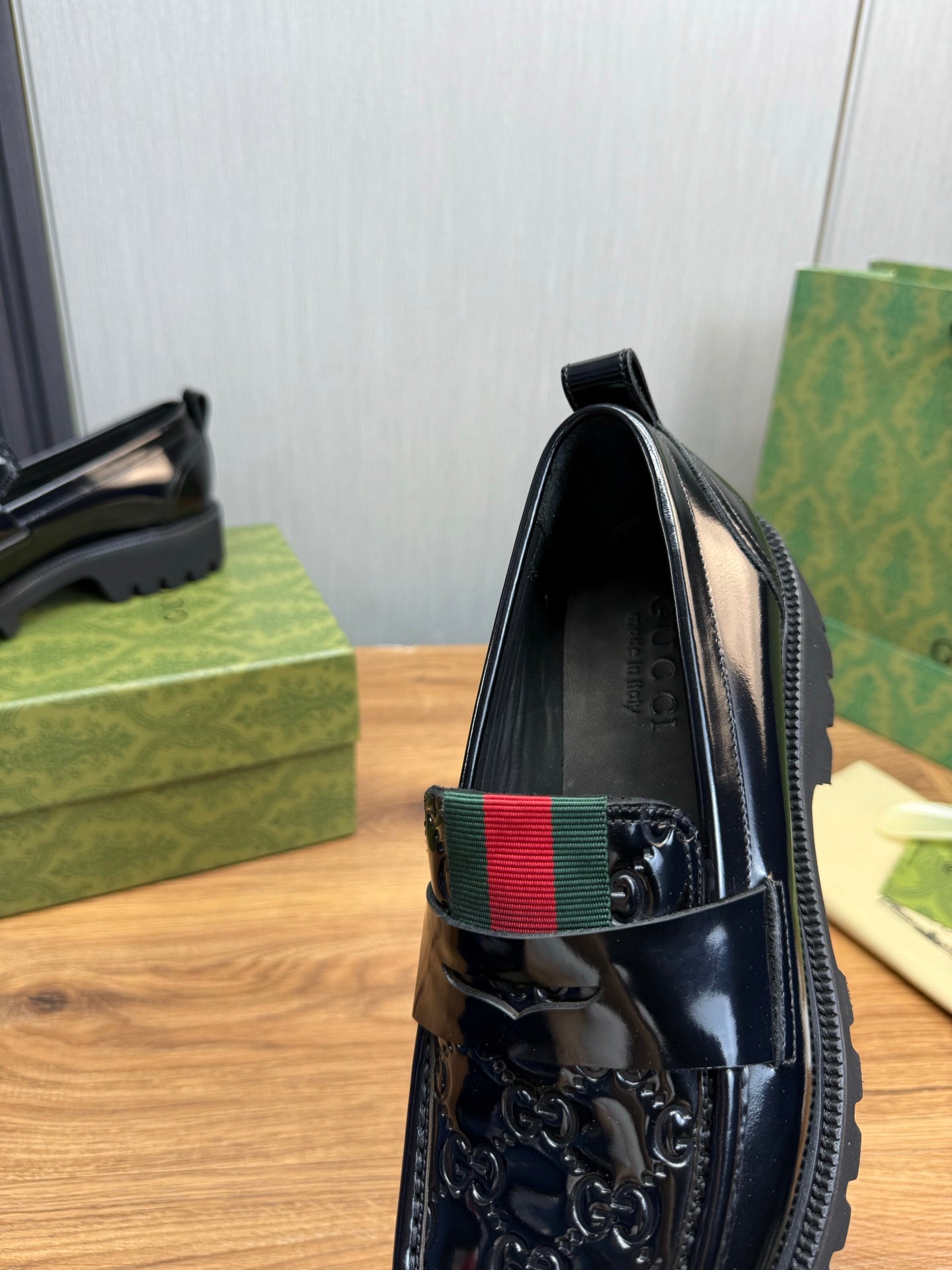 GG Men's Web Loafer Black Patent Leather 724592