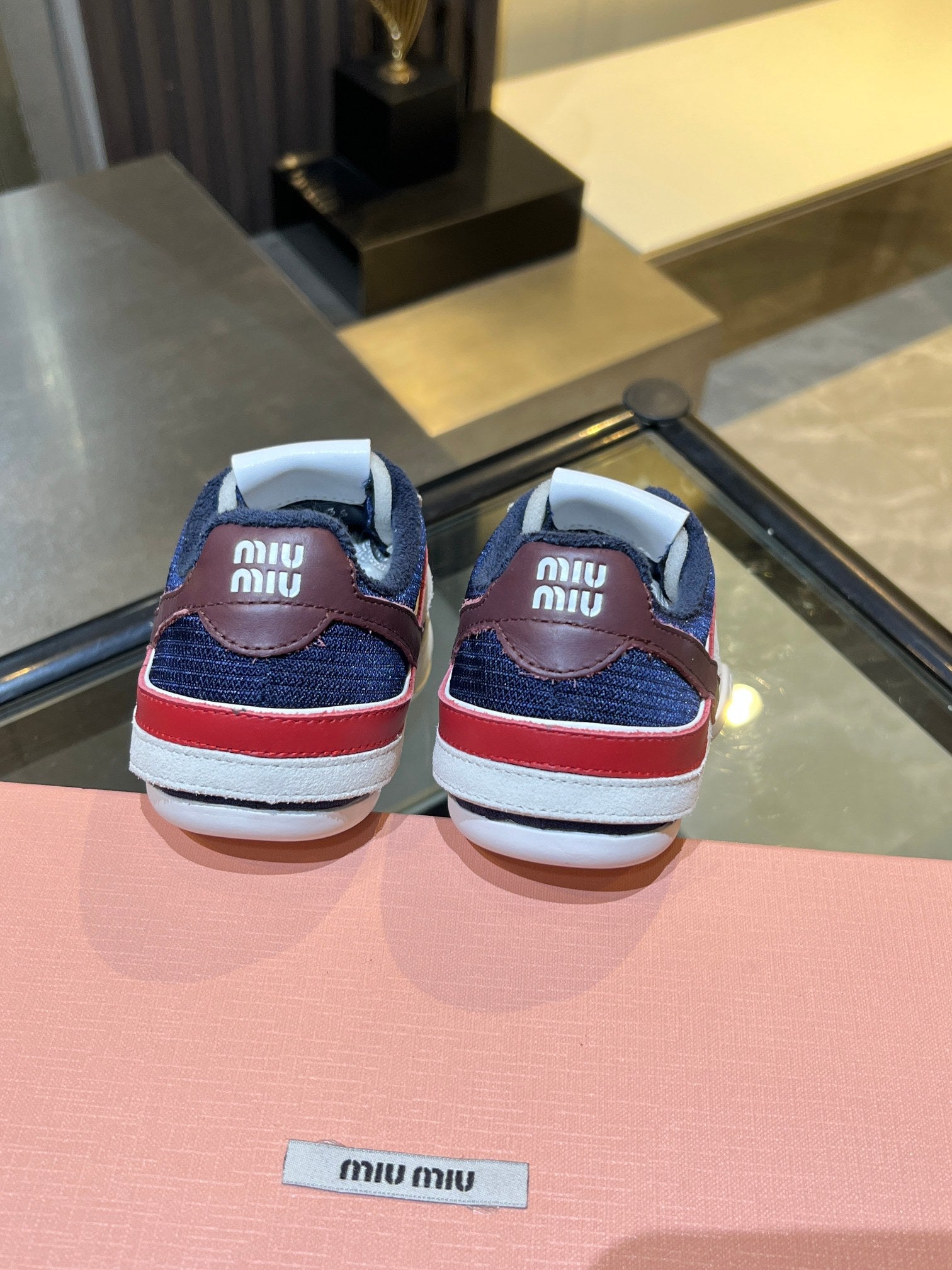 MIU x NB 26ss Sneaker White Blue Red Fabric Suede 625660