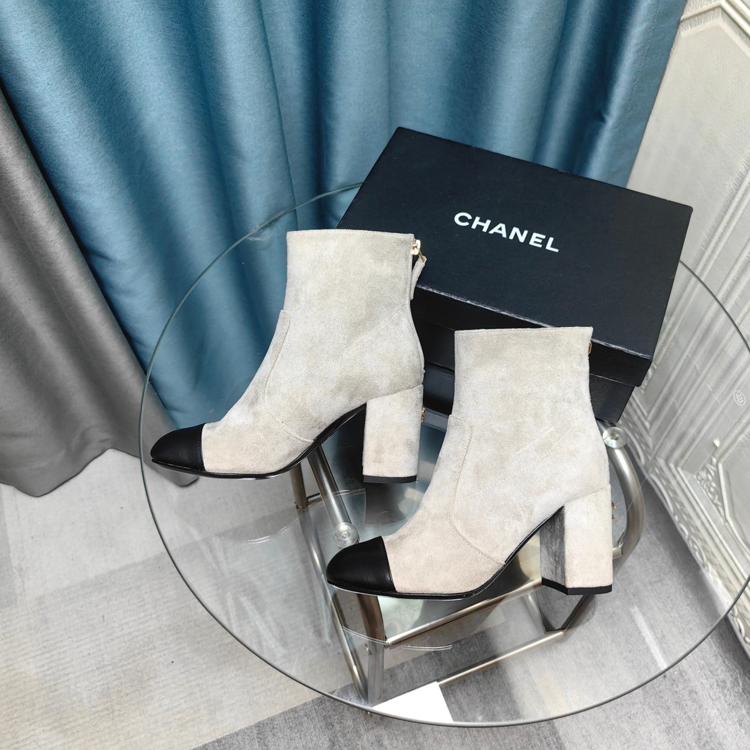 CC Ankle Boots 70mm White Suede