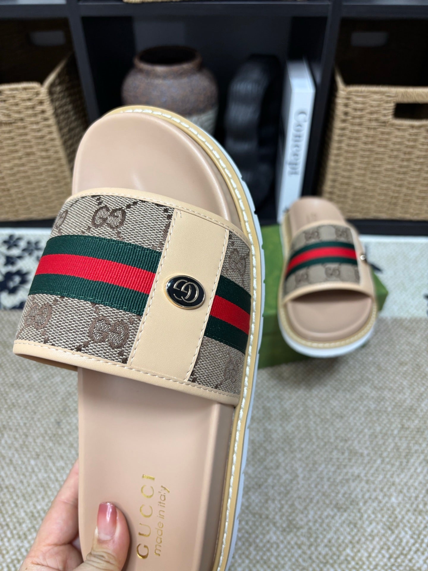 GG Men's Web Slide Beige Canvas Cowhide 595537