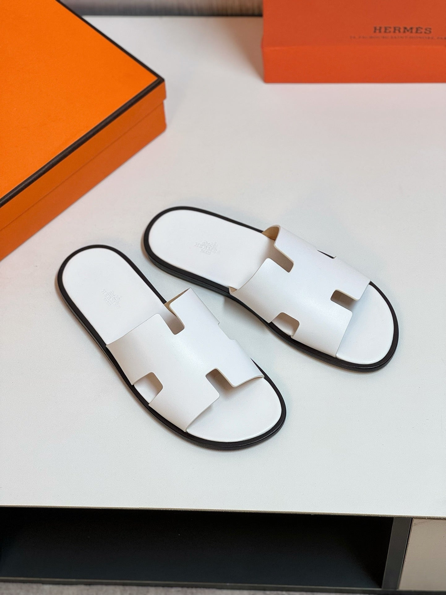 HM Men's Izmir Slide White Cowhide 609775