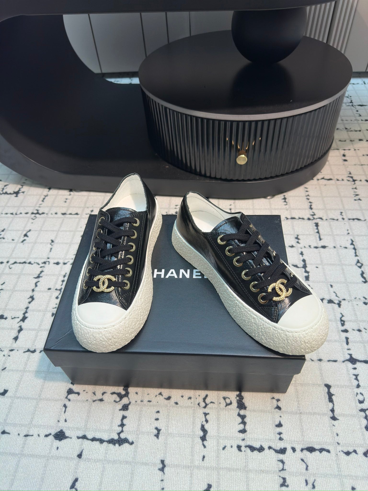 CC Low Sneaker 30mm Black Calfskin